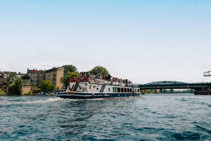 MS Lex auf der Spree in Berlin